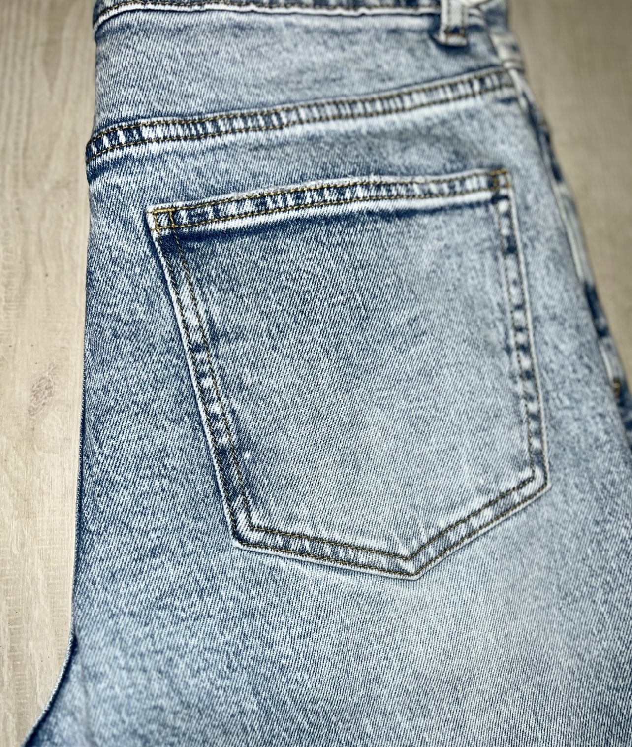 Product 32 - Image 0